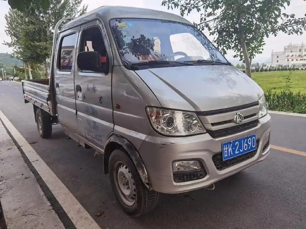 长安双排座.品牌:长安新豹mini 类型:小型轿车 年龄:2 - 抖音