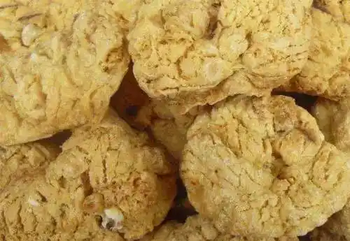 一女子产后不剪断脐带 保留胎盘每天清洗 这样也可以?