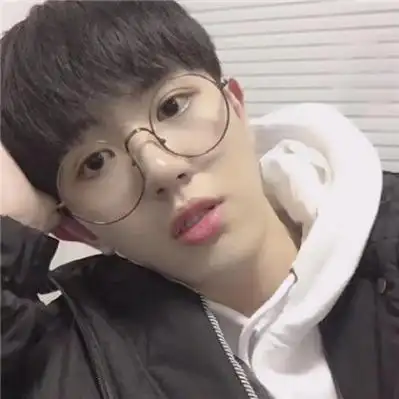 qq头像男生正脸_头像图片_扣扣乐园