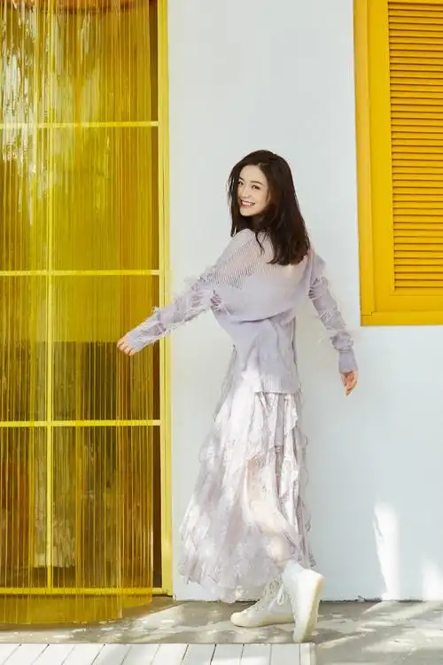 糖果少女金雯昕今年夏天最甜女演员出现了