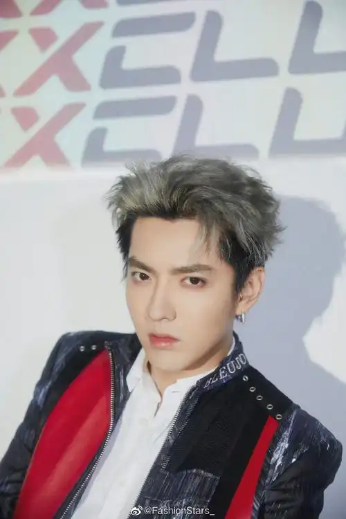 吴亦凡[超话]##吴亦凡翱翔首秀
