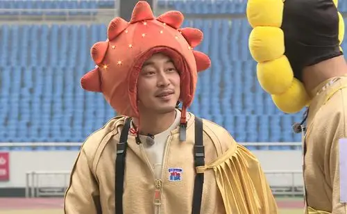 沙溢五条命单挑黄晓明 荣升太阳男神