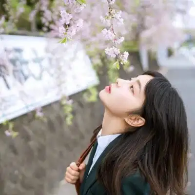 文艺女头像气质女生头像小清新文艺范图片