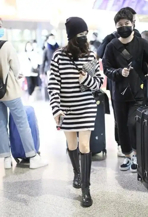 王子文承认真实身高159cm个头娇小一双长腿更像一米六五