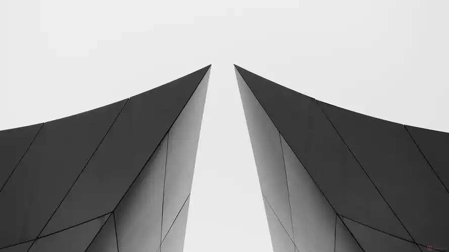 【黑白魅力】孤单城市