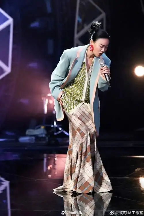 韩红请战"歌手"!被国外歌手"完虐",不想输的太惨?