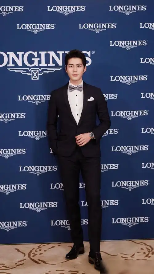 演员陈学冬帅气俊朗勇敢聪明来看帅哥的写真照