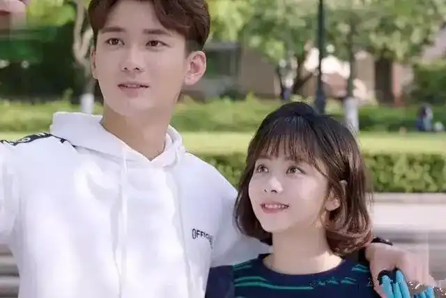 最萌身高差拍戏画面太美 胡歌劈叉胡一天腰疼, 最心疼的还是王凯