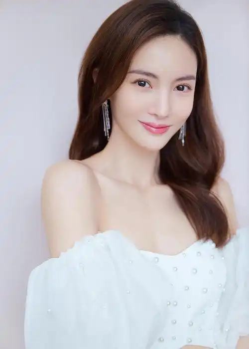 【1.23 金晨】叮咚!金纺品牌大使@金晨 参加直播活...