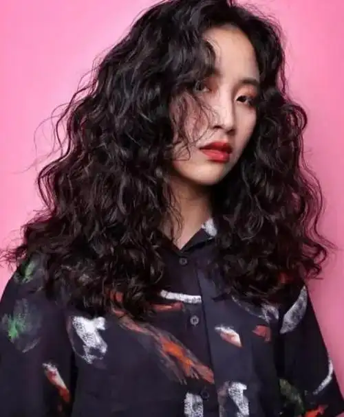 烫小卷和大卷有什么不同啊?-好发型