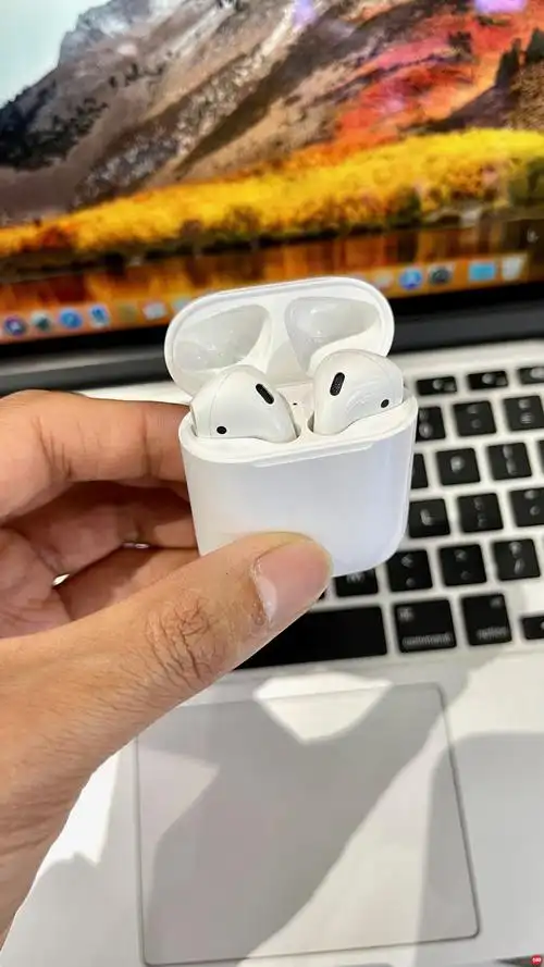 【原创】airpods 二代耳机,原装正品,成色不错