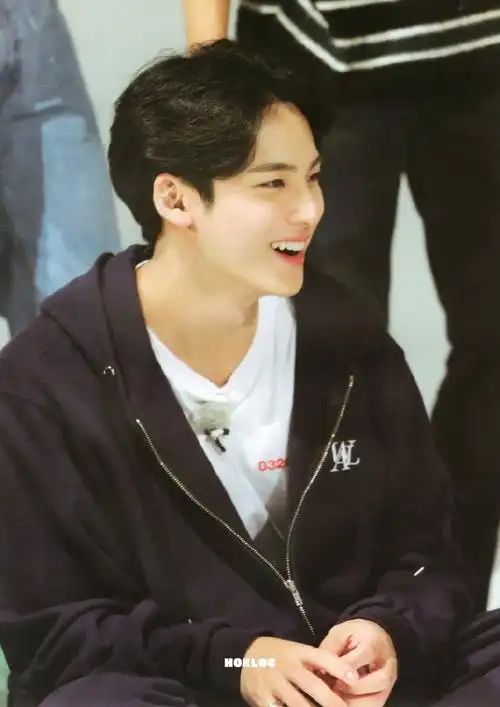 mingyu金珉奎超话kmg#金珉奎#【231127】going seventeen behind the