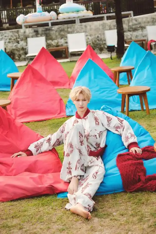 一直到海水变蓝#朱正廷@theo-朱正廷个人写真《一直到海水变蓝》,写真