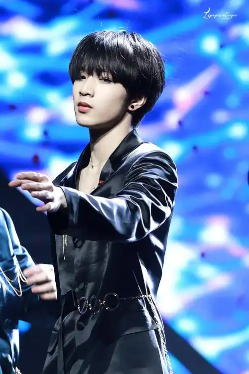 时代少年团|图源微博见logo|饭修|饭拍