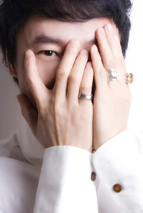 歌手高原的基本资料及歌曲 - 流瓶 - @流瓶音界--娱乐