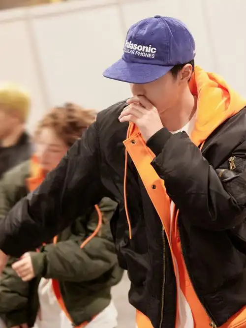 王一博街舞6练舞酷存##这就是街舞##王一博hiphop forever