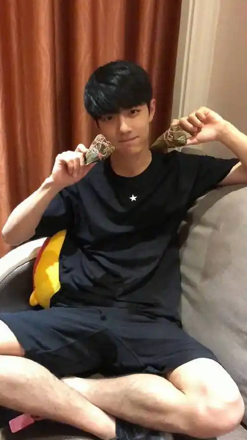 肖战工作室端午放饭啦##肖战