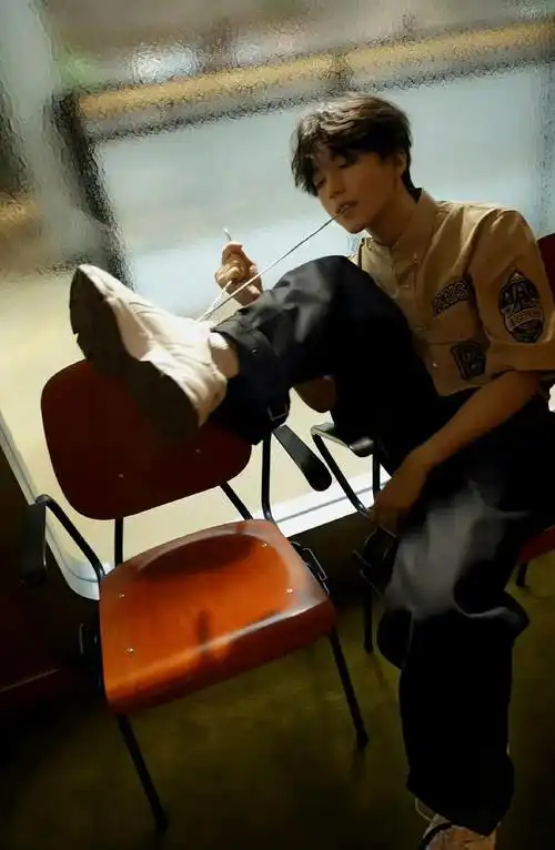 不过分不过分不过分#努力去见你 #王俊凯 #一眼沦陷 - 抖音