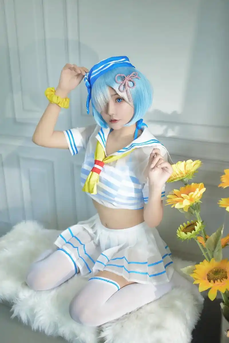 是雷姆的可爱泳装吖~#cosplay #二次元少女 #蕾姆  - 抖音