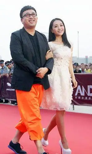 杨蓉晒性感照庆生和杨幂赵丽颖一样曾被于正力捧40岁依然单身