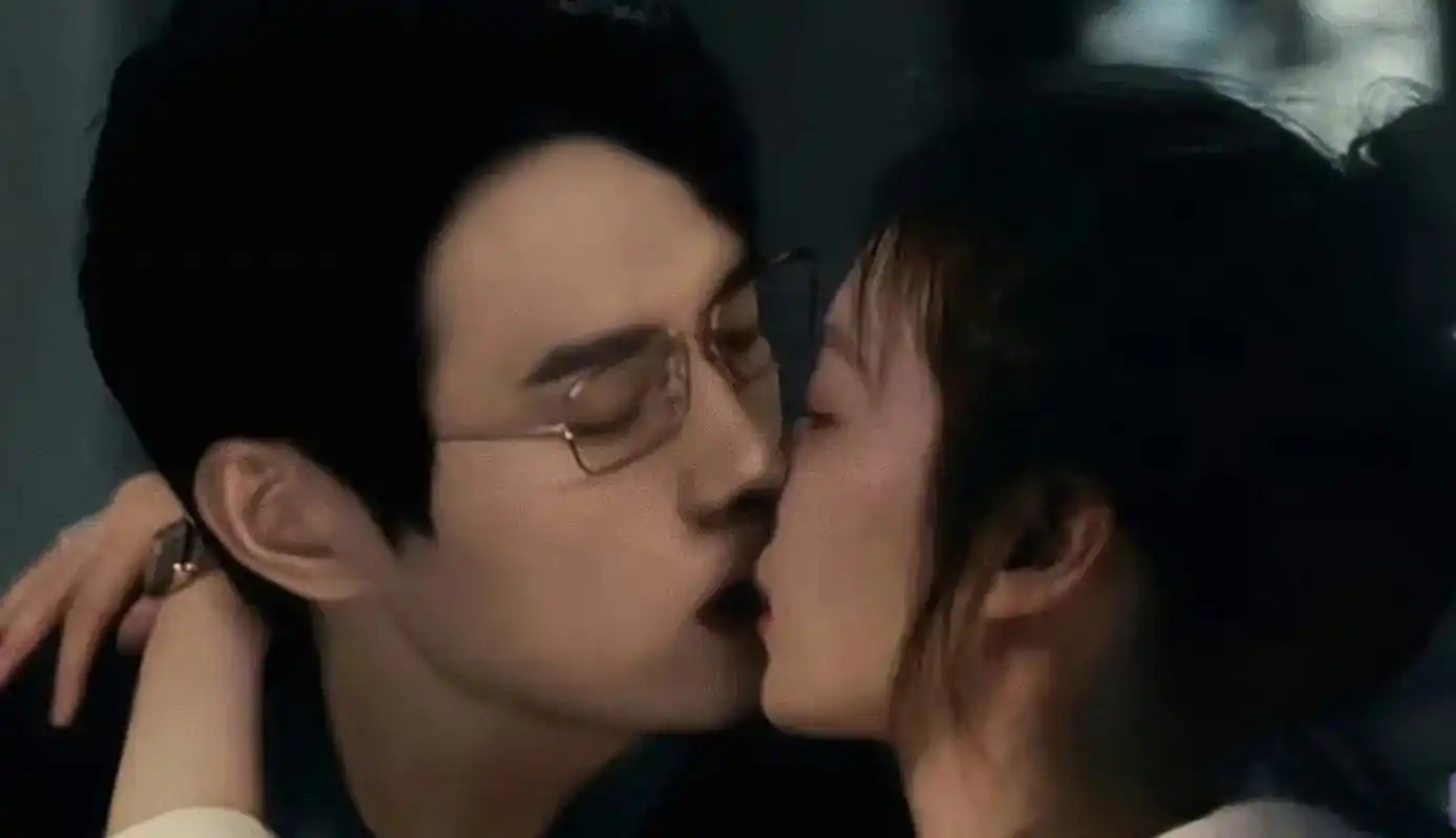 孟宴臣和许沁接吻的照片被网友p图了,不过还不够!