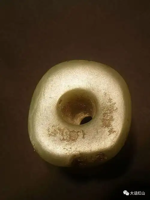 吉林地区红山文化玉器(管珠篇)