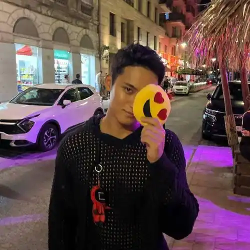 金珉奎寸头##金珉奎剪短发