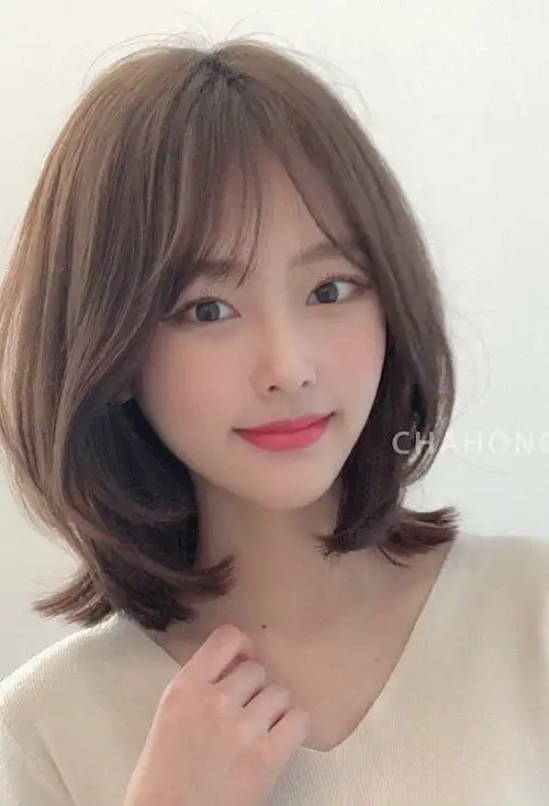 2021女生最新中短头发,短发图片,发型图片