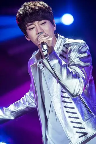 歌手4总决赛彩排 容祖儿陈伟霆贴身热舞