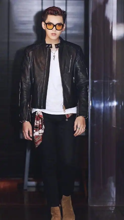 轻奢捡漏同款牛皮机车服真皮皮衣男短款立领修身软牛皮外套刘德华同款