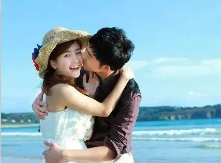 张睿婚纱造型照片_婚纱摄影图片_661710