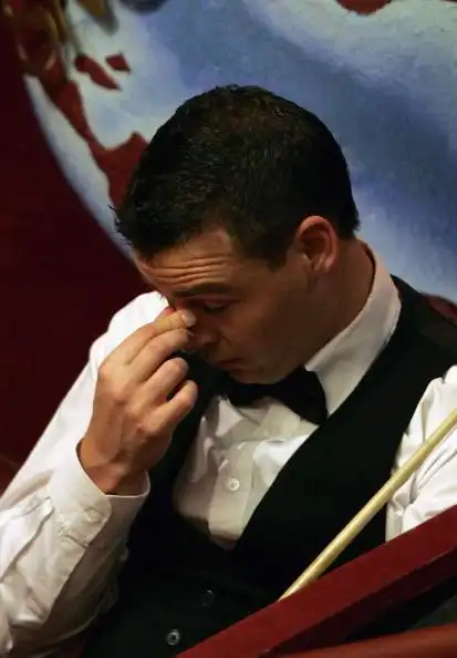 图文斯诺克世锦赛第五日帅哥亨德利苦思冥想