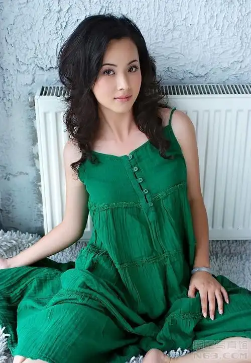 杨明娜(杨旻娜)写真图片-自制960x640壁纸.大图-明星写真馆n63.com