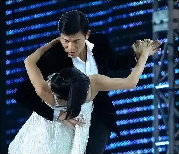 刘德华赖文慧关系曝光,相爱却不能在一起?为何