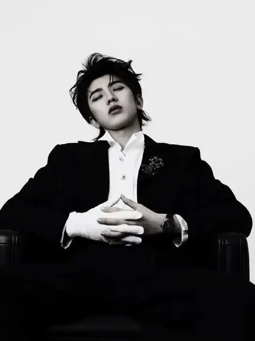 黑白系列.#蔡徐坤