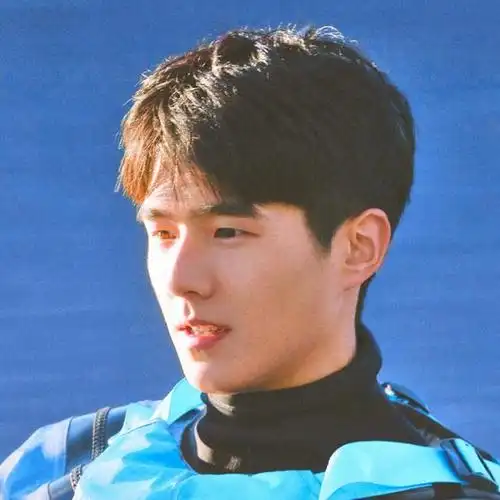 刘昊然头像合集‖"萧萧肃肃,爽朗清举"