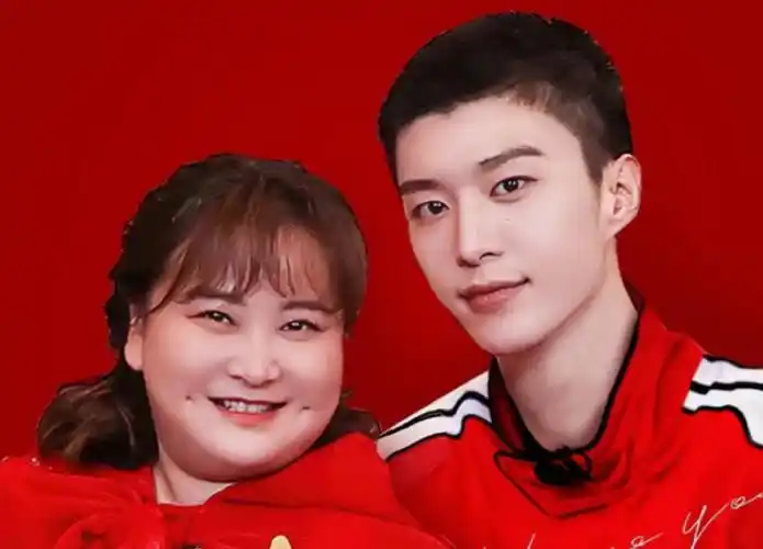 范丞丞上奔跑吧与前准姐夫李晨合作不尴尬蔡徐坤却无缘和他合体