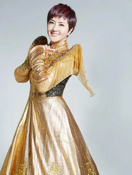 明星照片,明星艺术照,明星个人资料和图片,明星代言费