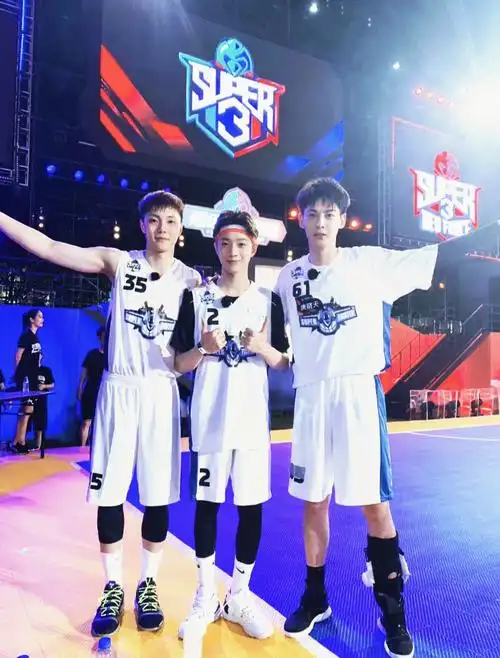 超级企鹅联盟2019super3第二期我真的会很伤心的 好吗#胡明轩 #唐晓天