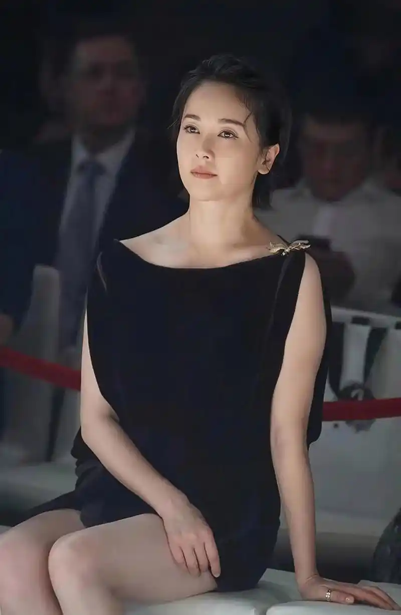 情路坎坷的5位70后女神级明星人到中年谁的颜值更胜一筹