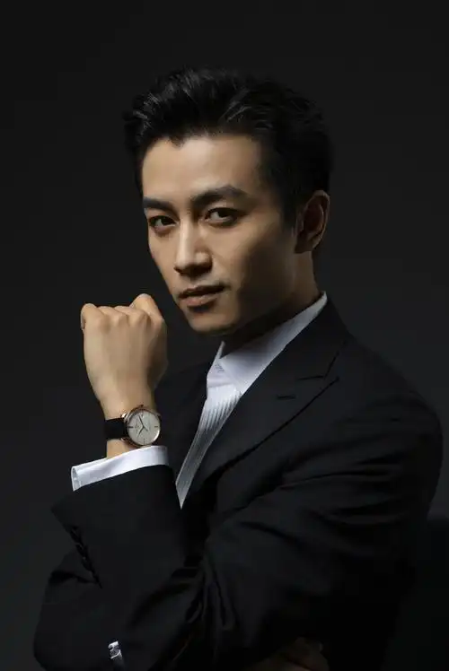 陈晓成熟魅力代言写真图片13