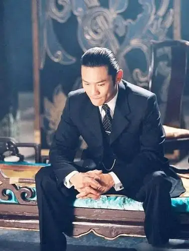 《第八号当铺》,人的欲念无穷,渴念丛生