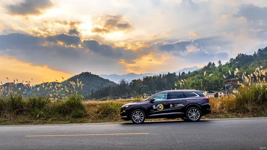 豪华家用还是高端商务?别克昂科旗avenir