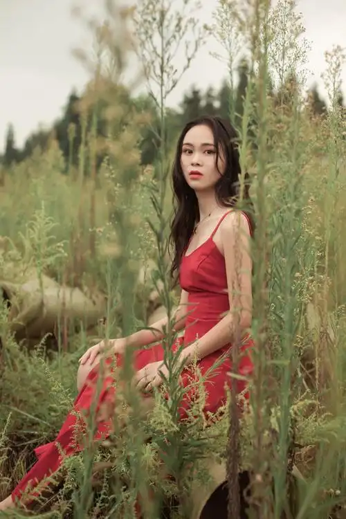 红衣女子_写真摄影作品_摄影作品-黑光图库