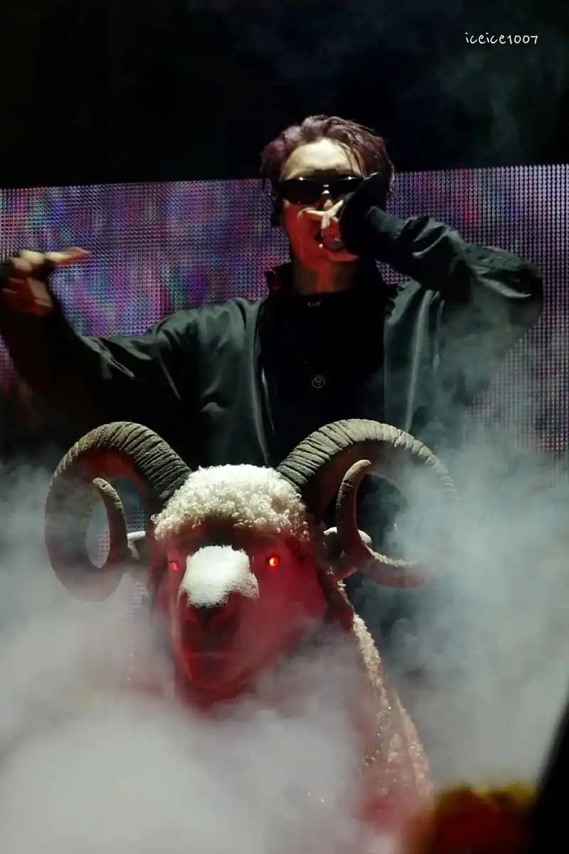 张艺兴step #张艺兴神级现场 #999999 #张艺兴 - 抖音