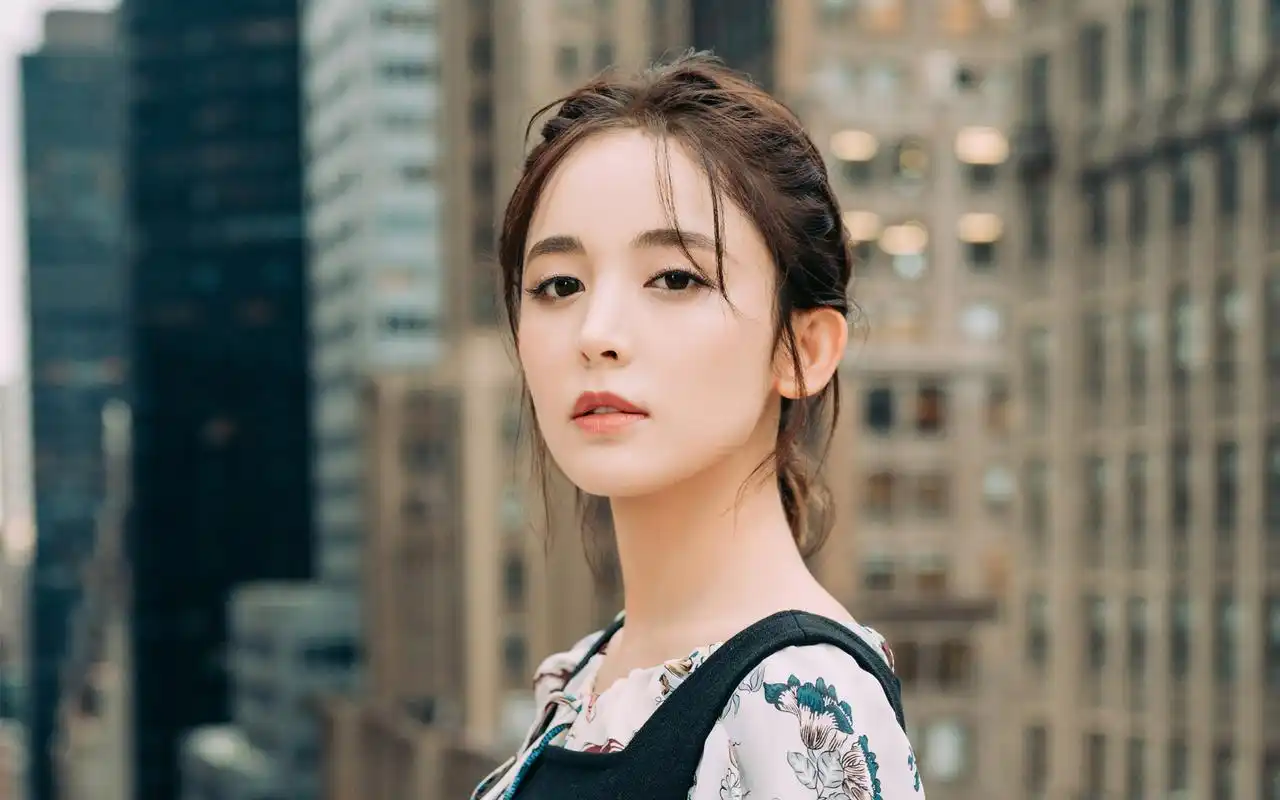 古力娜扎文艺复古写真高清电脑壁纸