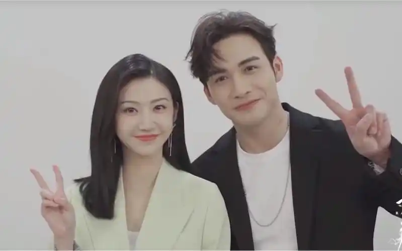 景甜x张彬彬他们是不是在一起了张彬彬你控制下你寄几呀这互动这眼神