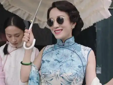 【李念"水蛇腰"】#电视剧远大前程#好戏连连,露伶春"露老板"@李念上线