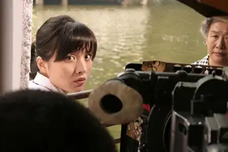 李佳主演电影《公园》本周三首度亮相北电母校