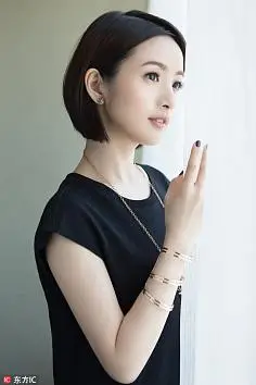 林依晨-花瓣网|陪你做生活的设计师 | 林依晨婚宴分享私房情侣照 谢娜